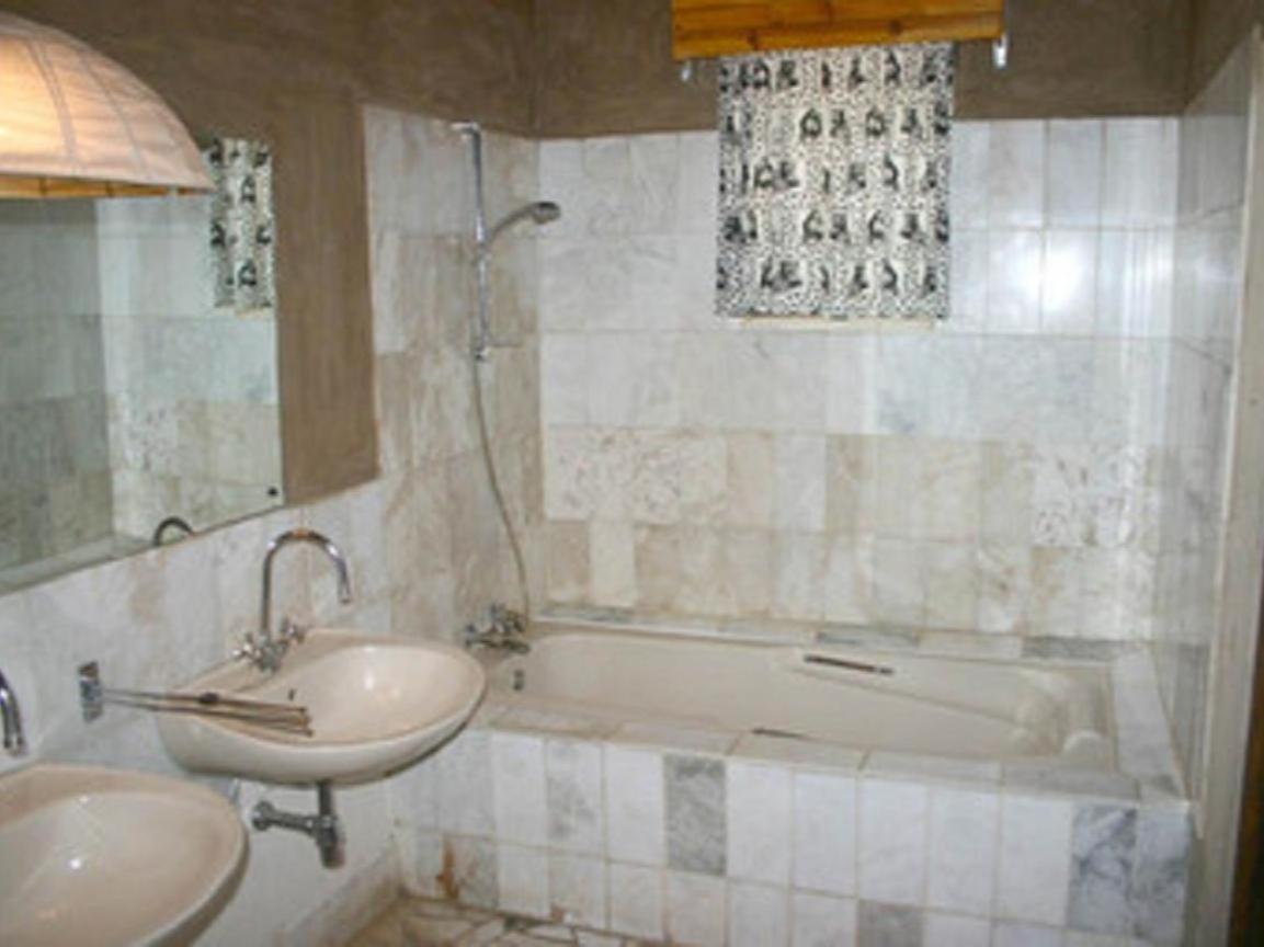 Fort Sesfontein Lodge & Safaris Екстер'єр фото